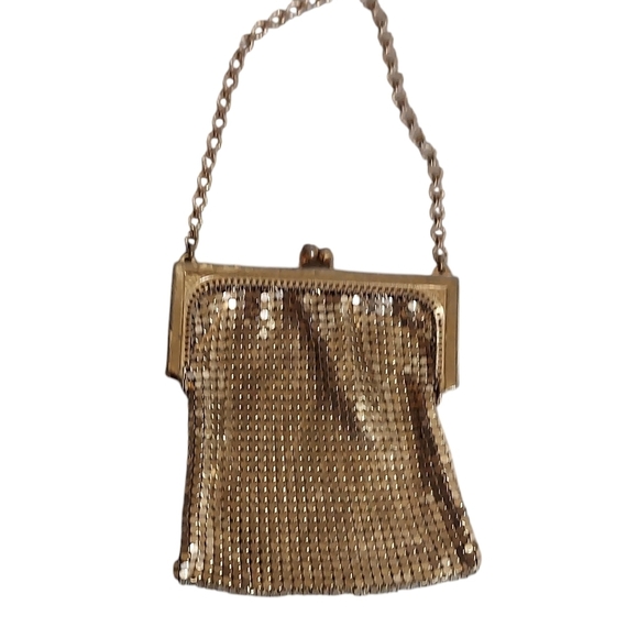 Vintage Gold Mesh Small Kiss Lock Bag - Picture 6 of 11